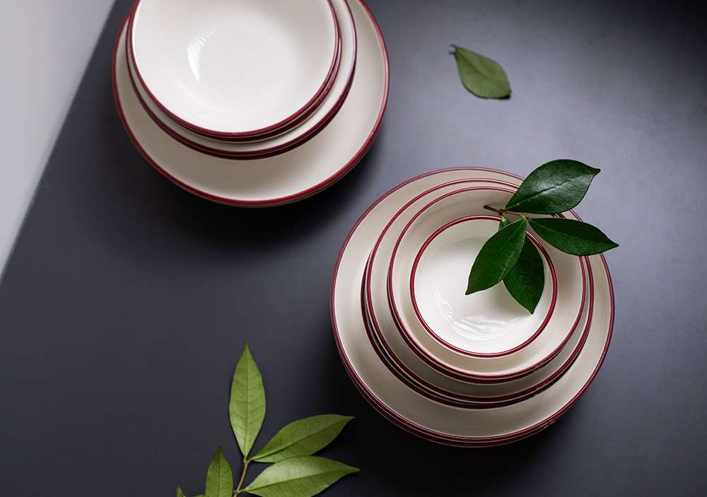 Тарелка овальная ID Fine Modest Maroon 18X12 см 13001-143018 - Фото 5